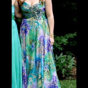 Mac Duggal Prom Dress